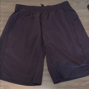 Lululemon shorts navy blue, size large